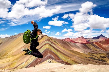 TOUR A LA MONTAÑA DE 7 COLORES VINICUNCA